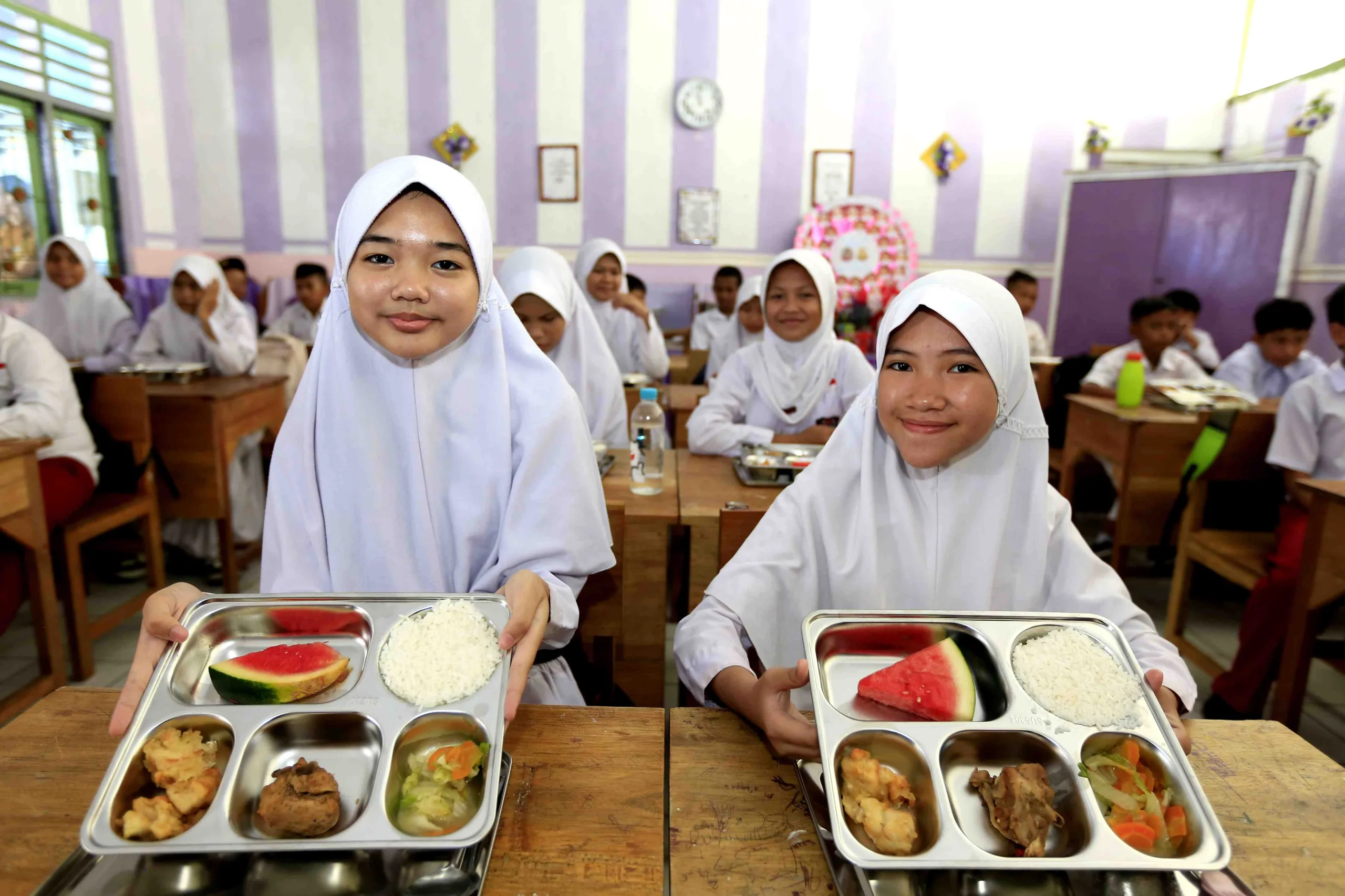 Guru Kelas Membuat Pantri Makanan untuk Siswa, Karya yang Akan Bertahan Lebih Lama dari Karirnya