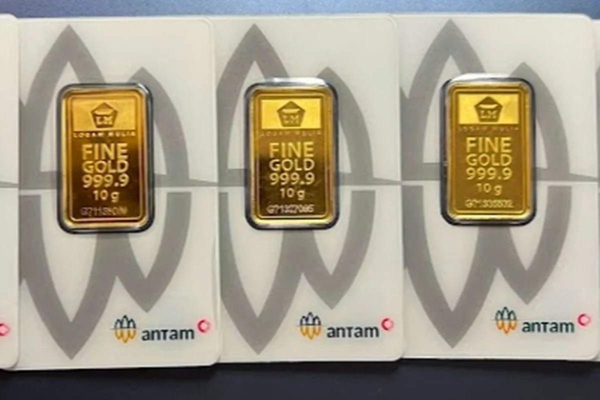 Harga Emas Antam Anjlok, Sementara Tyra Banks Gugat Netflix