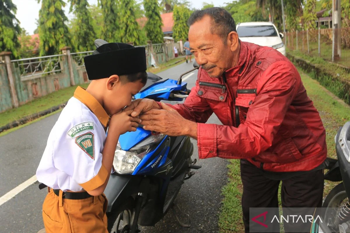 Hari Ayah 2026: Antara Kasih Sayang dan Konflik Keluarga