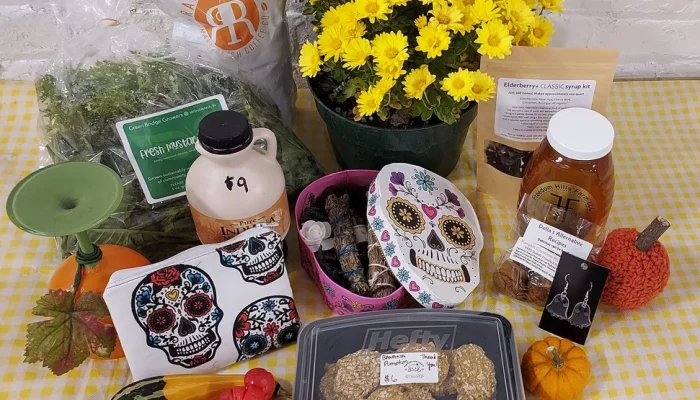 Hari Kemeriahan Anak Kambing di River Valley Farmers’ Market