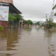 Hujan Melanda Indonesia: Dari Banjir di Parigi Moutong hingga Taman Hujan di Surabaya