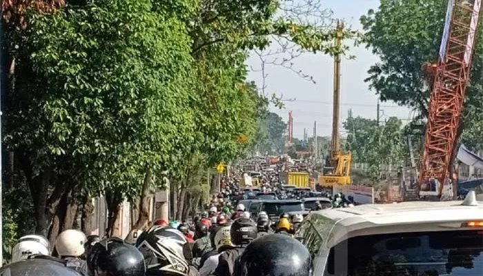 Jalan Raya Lenteng Agung Kembali Dibuka, Pemprov DKI Jakarta Berupaya Mengatasi Kerusakan