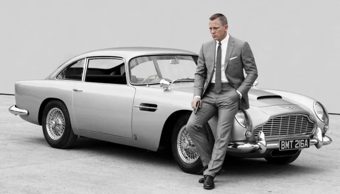 James Bond: Dari Mobil Mewah Hingga Pernikahan Mewah, Semua tentang Legenda 007