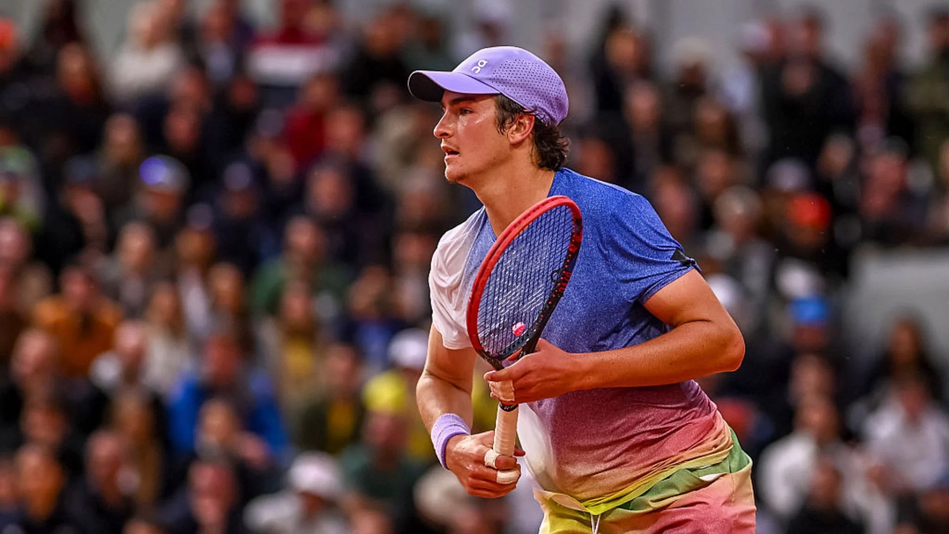João Fonseca Mencetak Sejarah di Roland Garros, Siap Hadapi Jakub Mensik di Perempat Final