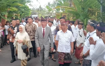 Jokowi Hadiri Jumatan di Lampung, Menyemangati Kader PSI
