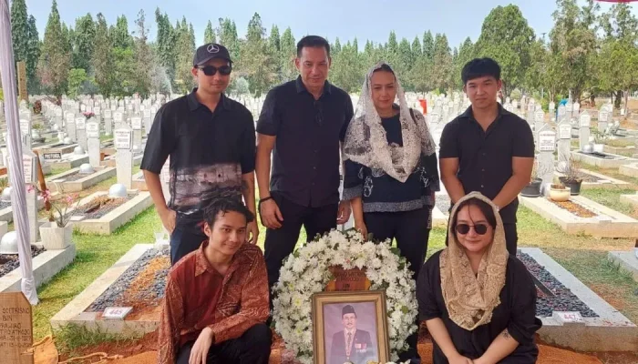 Kabar Duka dan Kasus Kriminal: Ayah Cella Kotak Meninggal, Taufik Hidayat Ditangkap, dan Aditya Peratama Lega