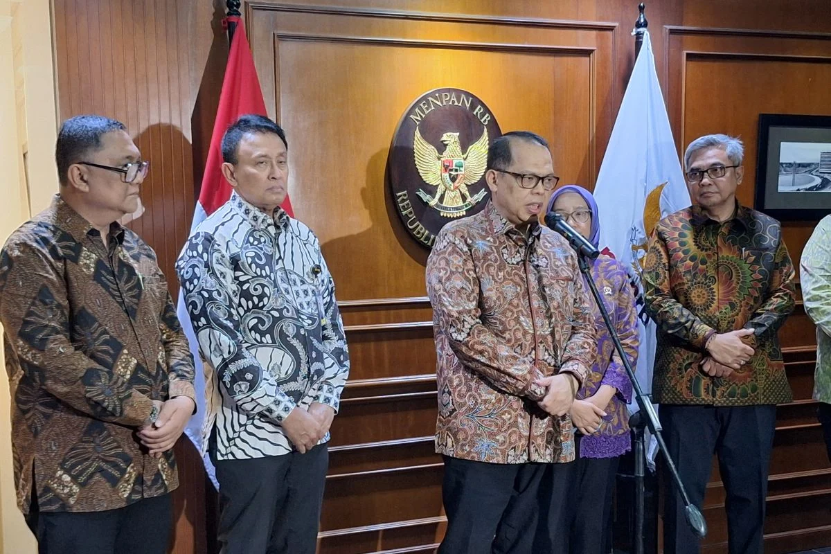 Kasus Korupsi MBG: Lodewyk Pusung dan Elite Birokrasi Dalam Sorotan