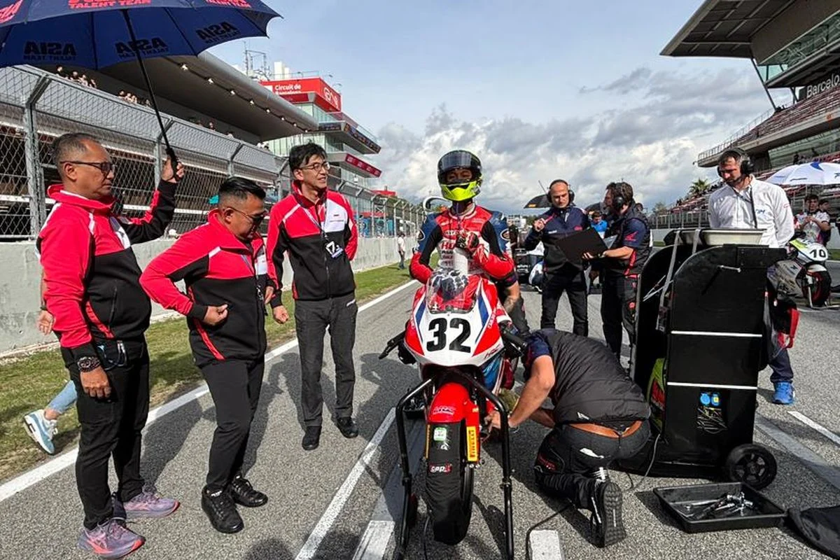 Kiandra Ramadhipa Tantang Angin Ekstrem di Sirkuit Estoril Moto3