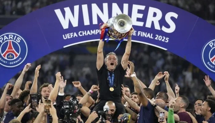 Kimpembe dan PSG Raih Kemenangan Bersejarah di Liga Champions