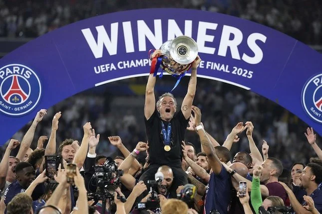 Kimpembe dan PSG Raih Kemenangan Bersejarah di Liga Champions