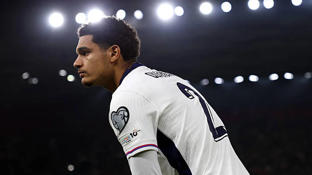 Krisis Bek Kanan Inggris: Tuchel Khawatir Setelah Cedera Jarrell Quansah