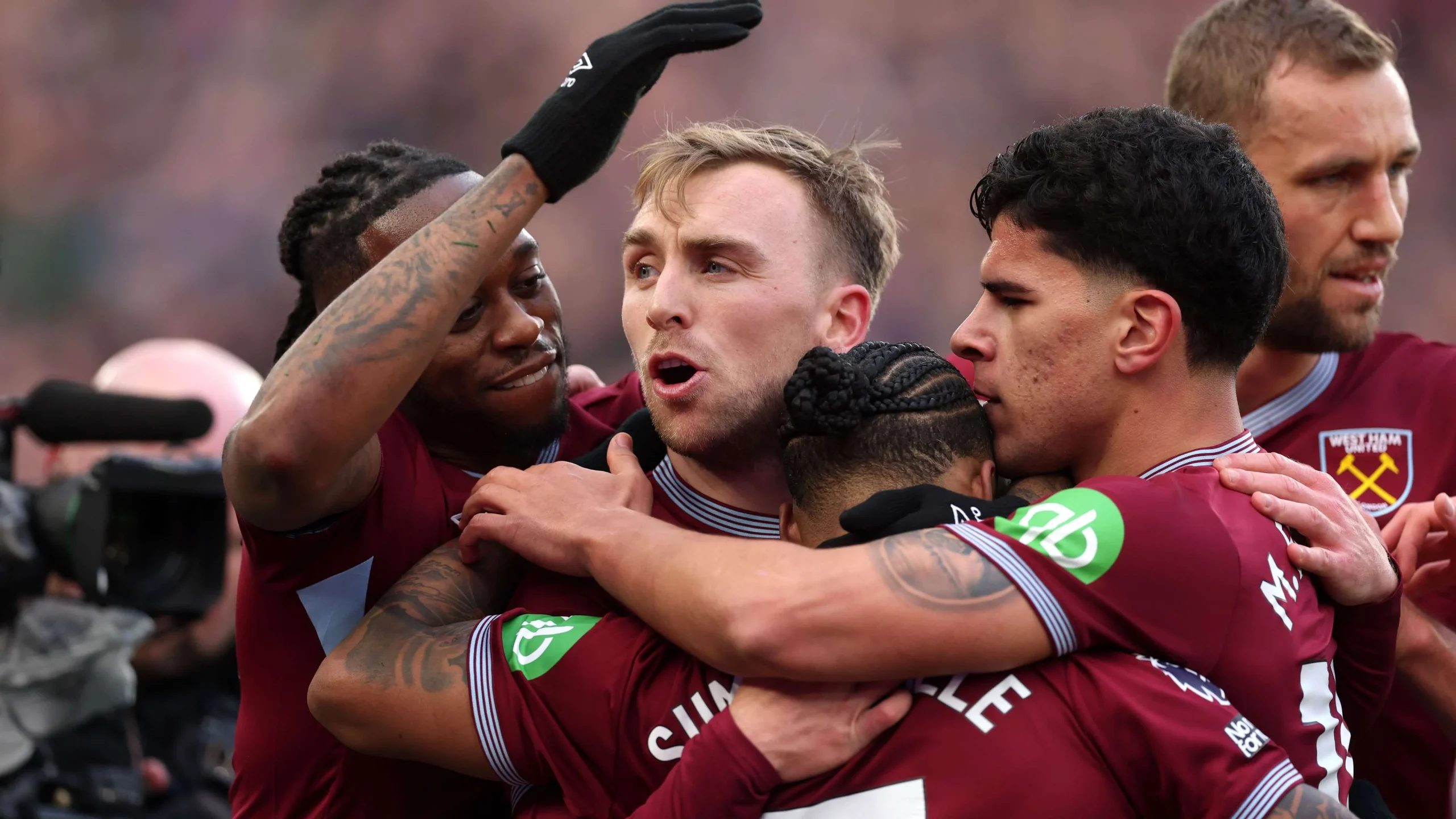 Krisis di West Ham: David Sullivan Mundur dan Rumor Pemain
