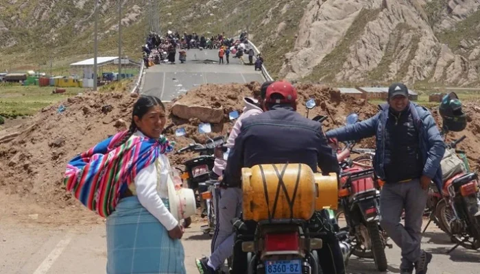 Krisis Politik di Bolivia: Aksi Demo dan Pengunduran Diri Menteri