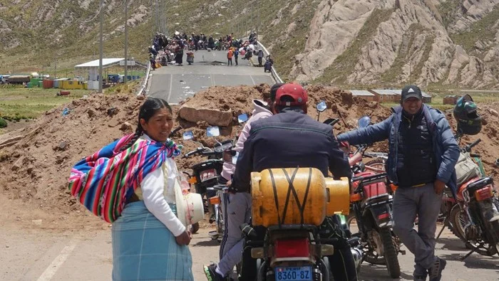 Krisis Politik di Bolivia: Aksi Demo dan Pengunduran Diri Menteri