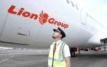 Lion Air Menghadapi Tantangan: Mengurangi Penerbangan Akibat Biaya Bahan Bakar yang Melambung