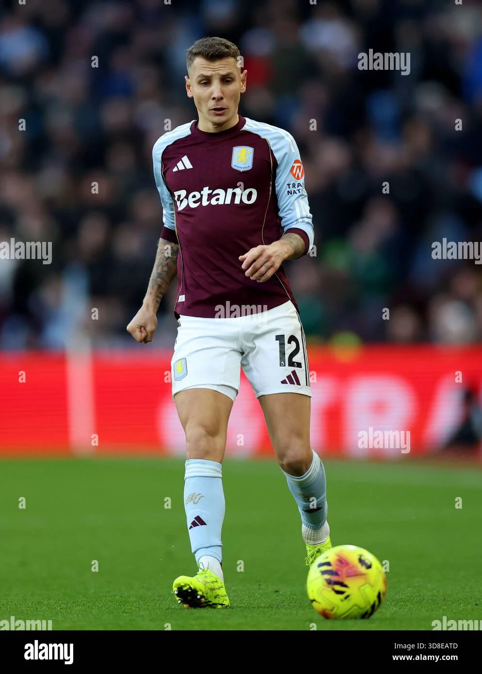 Lucas Digne dan Aston Villa: Mencari Solusi untuk Masalah Bek Kiri