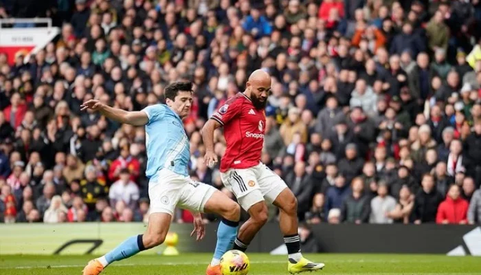 M City: Knicks Menuju NBA Finals, Reds Kalah Besar, dan Man City Ingin Pertahankan Defender