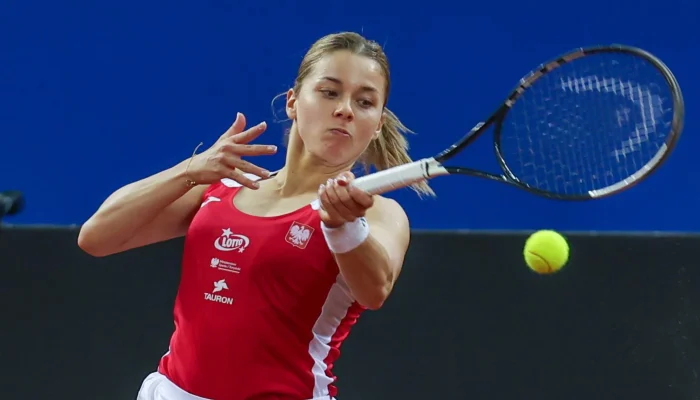 Maja Chwalińska: Sensasi Tenis yang Membuat Dunia Berbicara