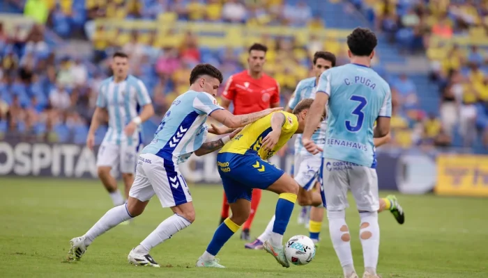 Málaga vs Las Palmas: Pertandingan yang Penuh Drama dan Tindakan Polisi