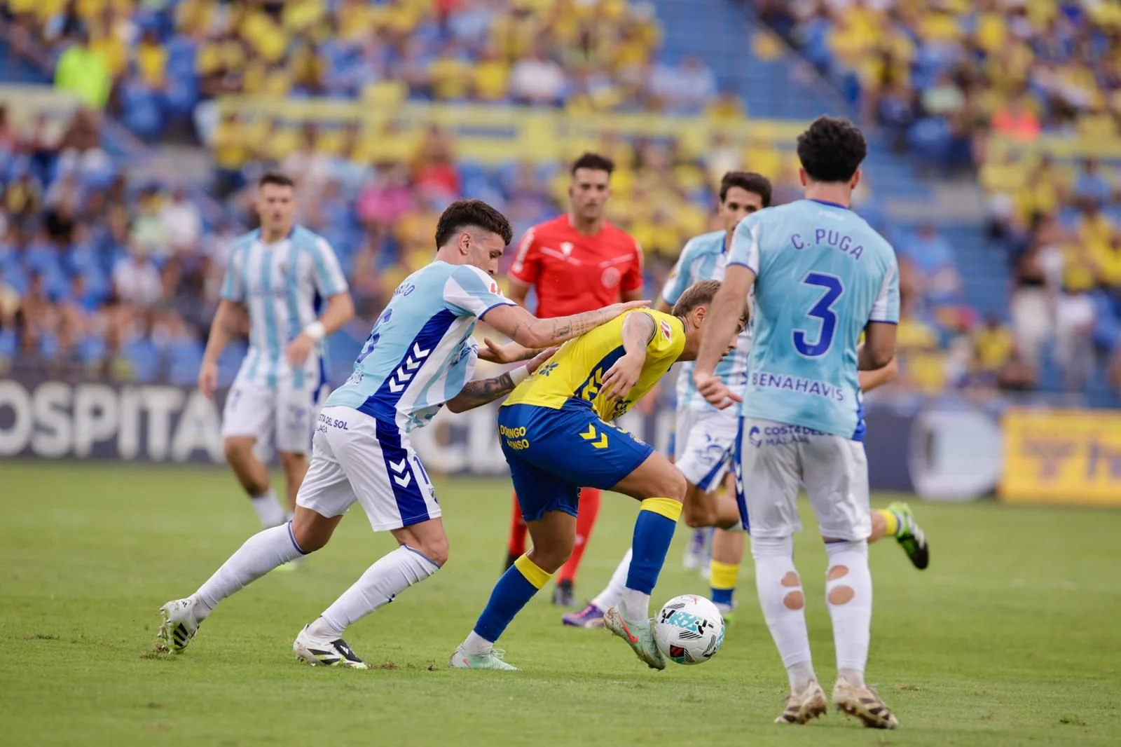 Málaga vs Las Palmas: Pertandingan yang Penuh Drama dan Tindakan Polisi