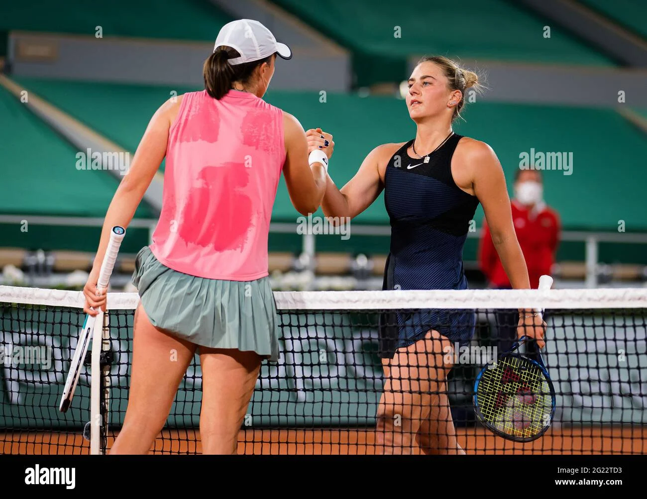 Marta Kostyuk Mengguncang Iga Swiatek di Perempat Final French Open