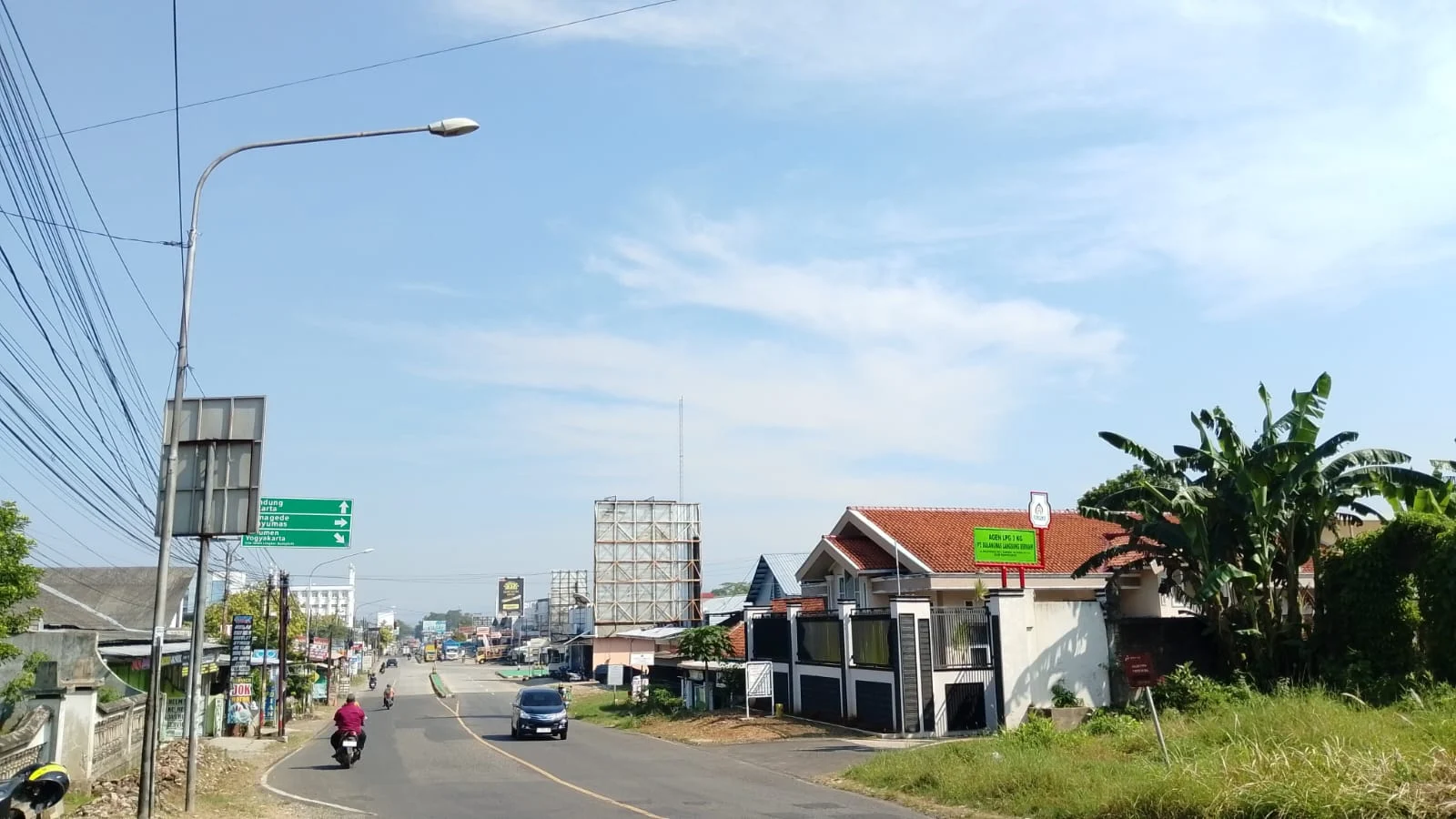 Mati Lampu Melanda Sejumlah Wilayah, Warga Keluhkan Kendala Aktivitas