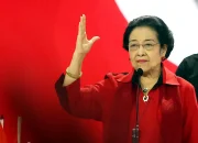 Megawati Soekarnoputri: Simbol Kepemimpinan dan Perjuangan Politik