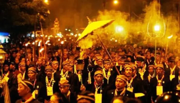 Mengenal Tradisi dan Pantangan Malam 1 Suro, Tahun Baru Islam 1448 H