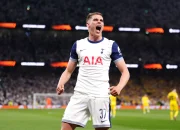 Micky van de Ven dan Tottenham: Antara Pujian dan Kontroversi