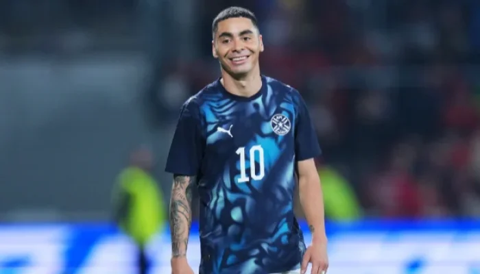 Miguel Almiron Jadi Pemain Pertama yang Dikartu Merah di Piala Dunia karena Menutup Mulut