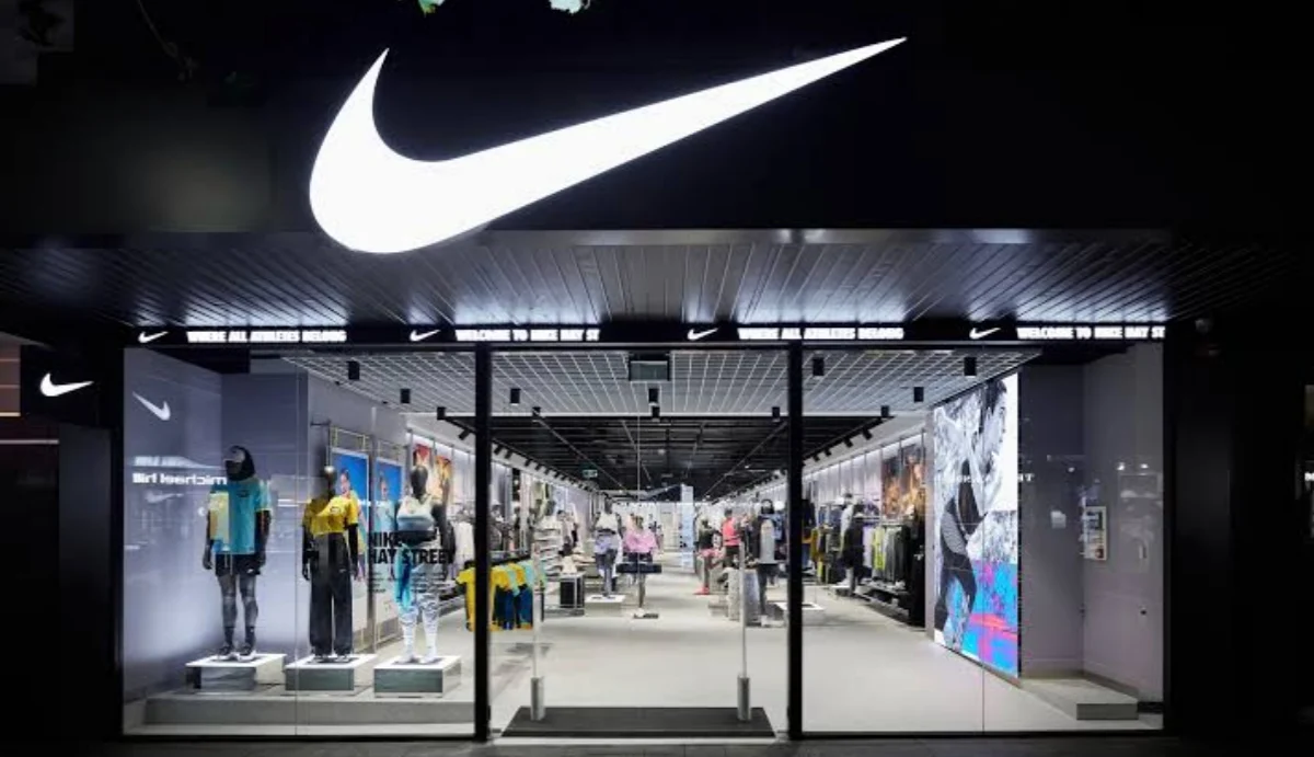 Nike dan Lululemon: Dua Raksasa Olahraga yang Berjuang di Tengah Persaingan Sengit