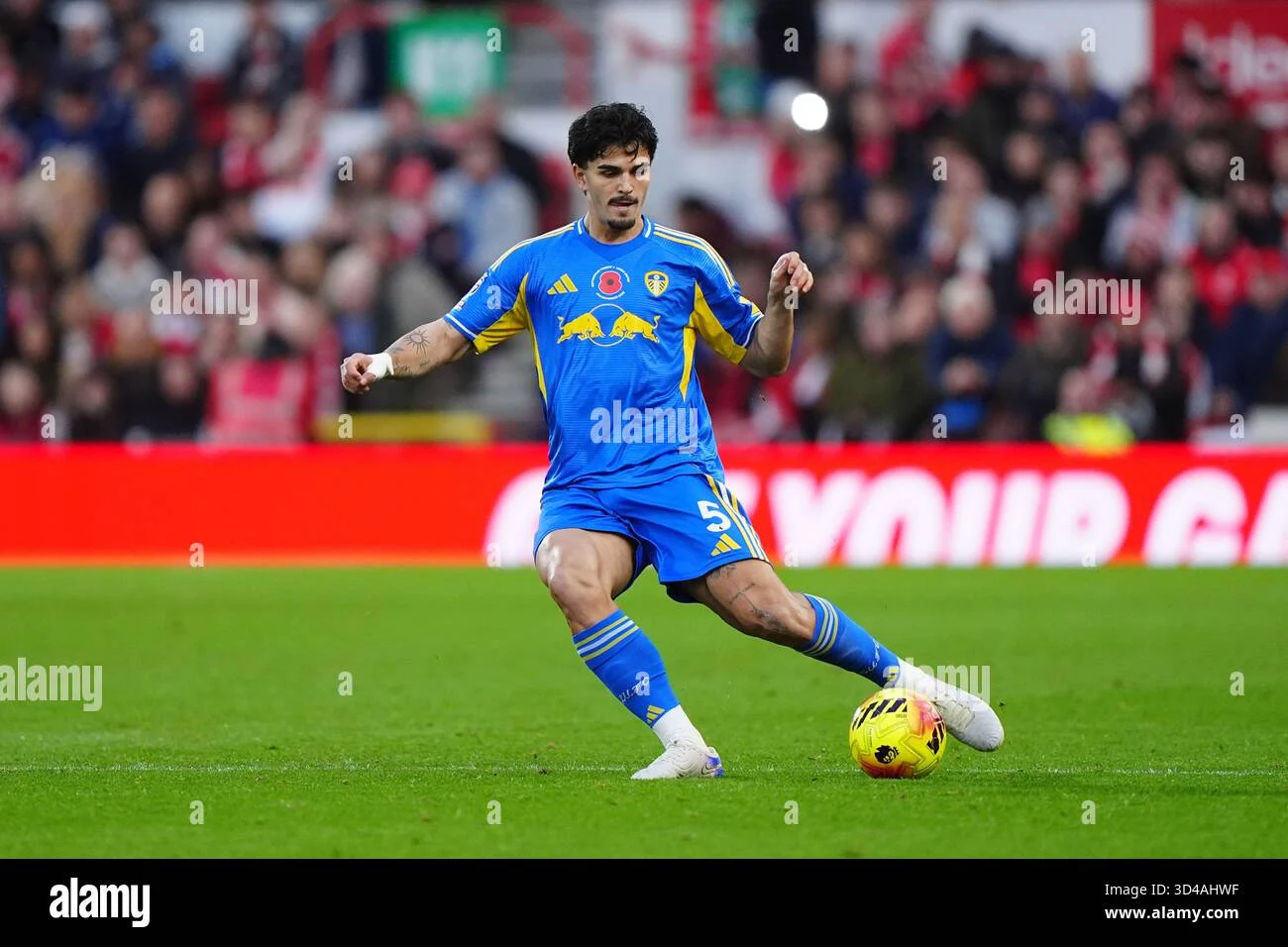 Pascal Struijk dan Masa Depan Leeds United: Analisis Strategi dan Pemain