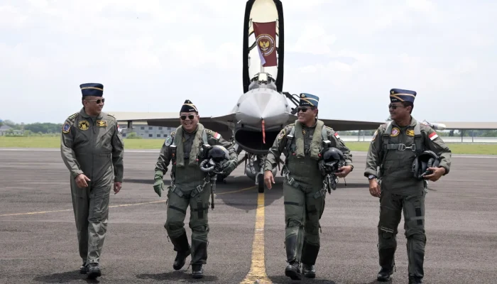 Penerbang TNI AU Tunjukkan Kemampuan di Langit Kalimantan Selatan