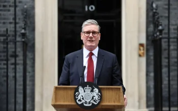 Perdana Menteri Inggris Keir Starmer Mengundurkan Diri, Membuka Jalan Bagi Perdana Menteri Baru