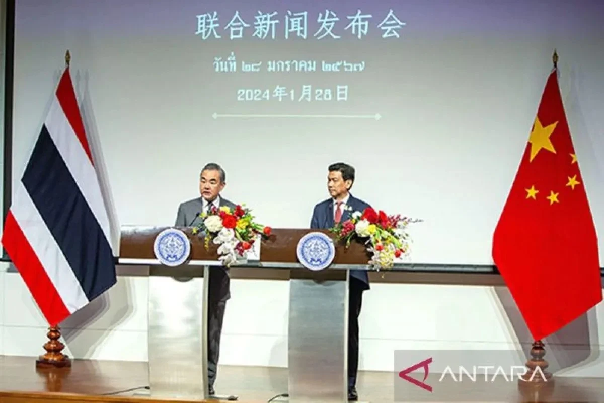 Persaingan Sengit antara China dan Thailand di Berbagai Bidang