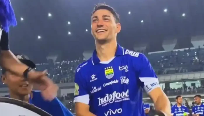 Persib Bandung Cari Pengganti Federico Barba, Mike van der Hoorn Dikabarkan Jadi Incaran