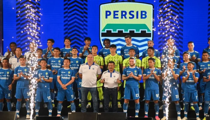 Persib Bandung Siap Menghadapi 4 Kompetisi dengan Skuad Lebih Kuat