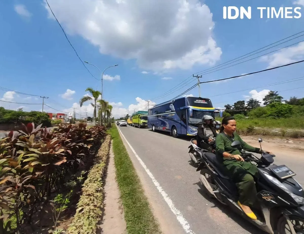 Pertamina Ungkap Penyebab Antrean Panjang Solar Subsidi di Sumatera