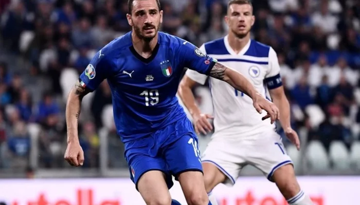 Pertandingan Sengit: Italia vs Yunani dan Drama di Lapangan