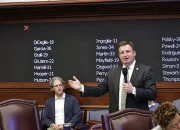 Pertarungan Politik di Seminole: Maitland Mayor Lowndes Tantang Brodeur untuk Senate Seat
