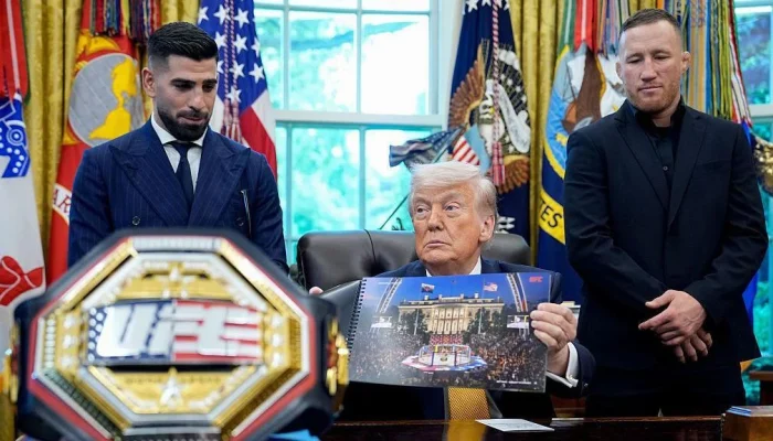 Presiden Trump Saksikan Pertarungan Justin Gaethje dan Ilia Topuria di UFC Freedom 250