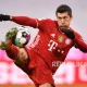 Robert Lewandowski: Legenda Sepak Bola yang Siap Mengukir Sejarah Baru