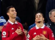 Ronaldo dan Davies, Dua Wajah Berbeda di Dunia Sepakbola