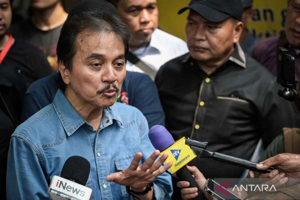 Roy Suryo Ditangkap Polisi Terkait Kasus Ijazah Palsu Jokowi, Hotman Paris Minta Tahanan Rumah