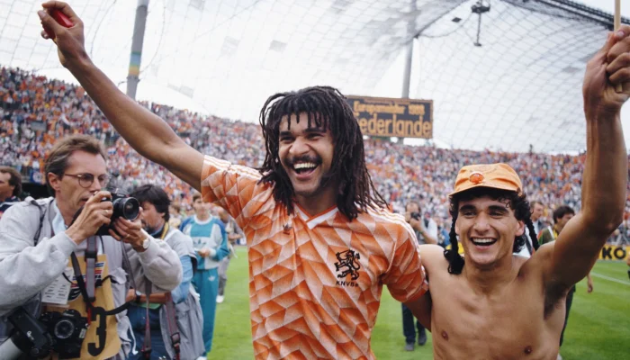 Ruud Gullit Mengungkapkan Perasaannya Terhadap Imigrasi dan Sepak Bola