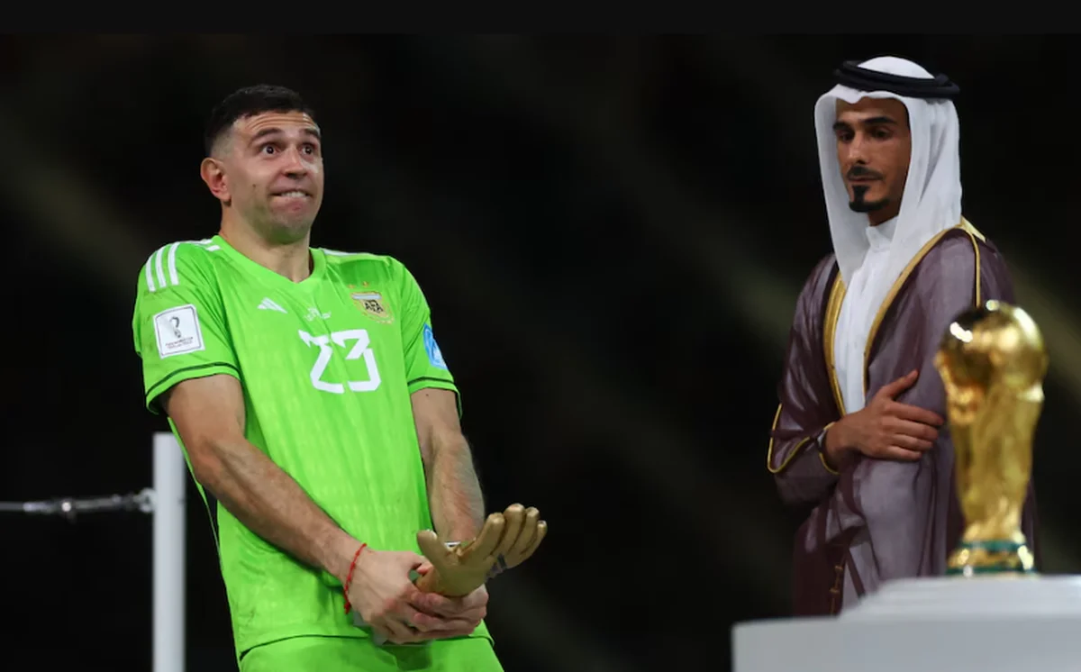 Santiago Beltrán Membuat Debut di Seleksi Argentina dan Dapat Pujian dari Dibu Martínez