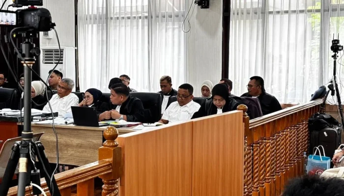Sidang Abdul Wahid: Ahli Otonomi Daerah Dihadirkan, Suasana Ruang Sidang Lebih Tertib