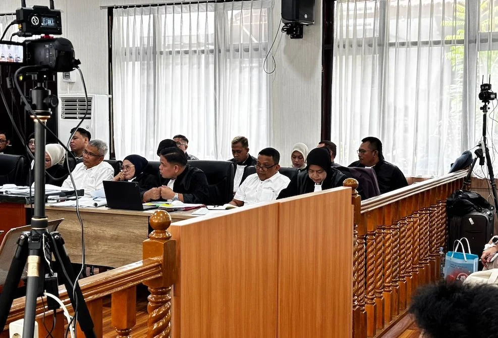 Sidang Abdul Wahid: Ahli Otonomi Daerah Dihadirkan, Suasana Ruang Sidang Lebih Tertib