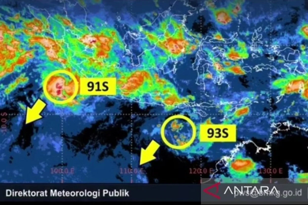 Siklon Tropis Jangmi Menguat, Indonesia Waspadai Hujan Lebat dan Angin Kencang