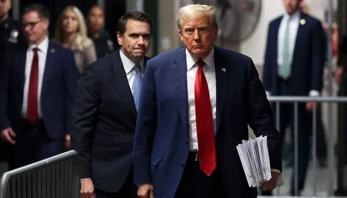 Skandal Keuangan Trump dan IRS: Antara Slush Fund dan Pajak